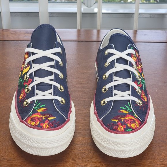 Converse Women's Chuck 70 Ox Parkway Floral Embroidery  561657C Sizes 5 - 7 - Picture 3 of 11